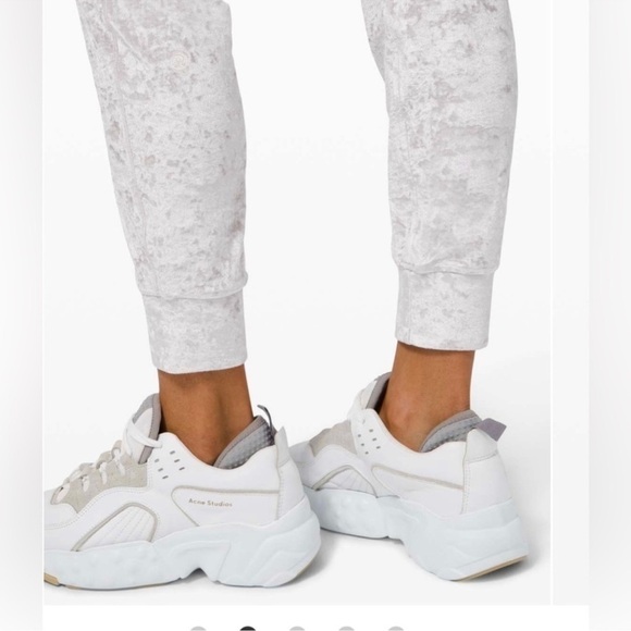 NWOT Lululemon Ready to Crush Jogger Size 6 - Picture 4 of 15